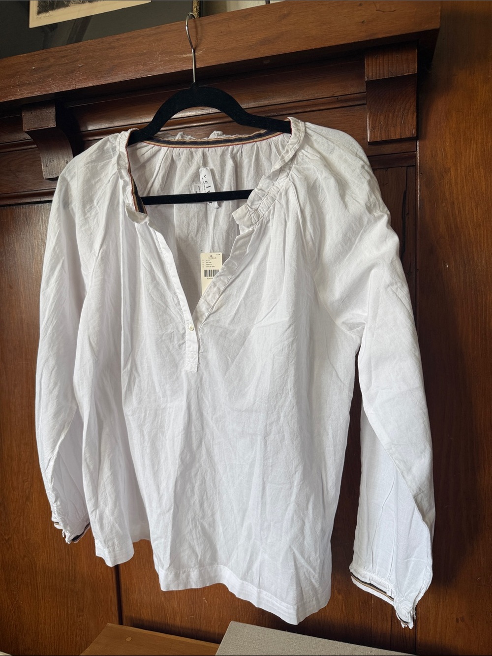Velvet by Graham & Spencer White Button-Down Top with Trim - Picture 1 of 4